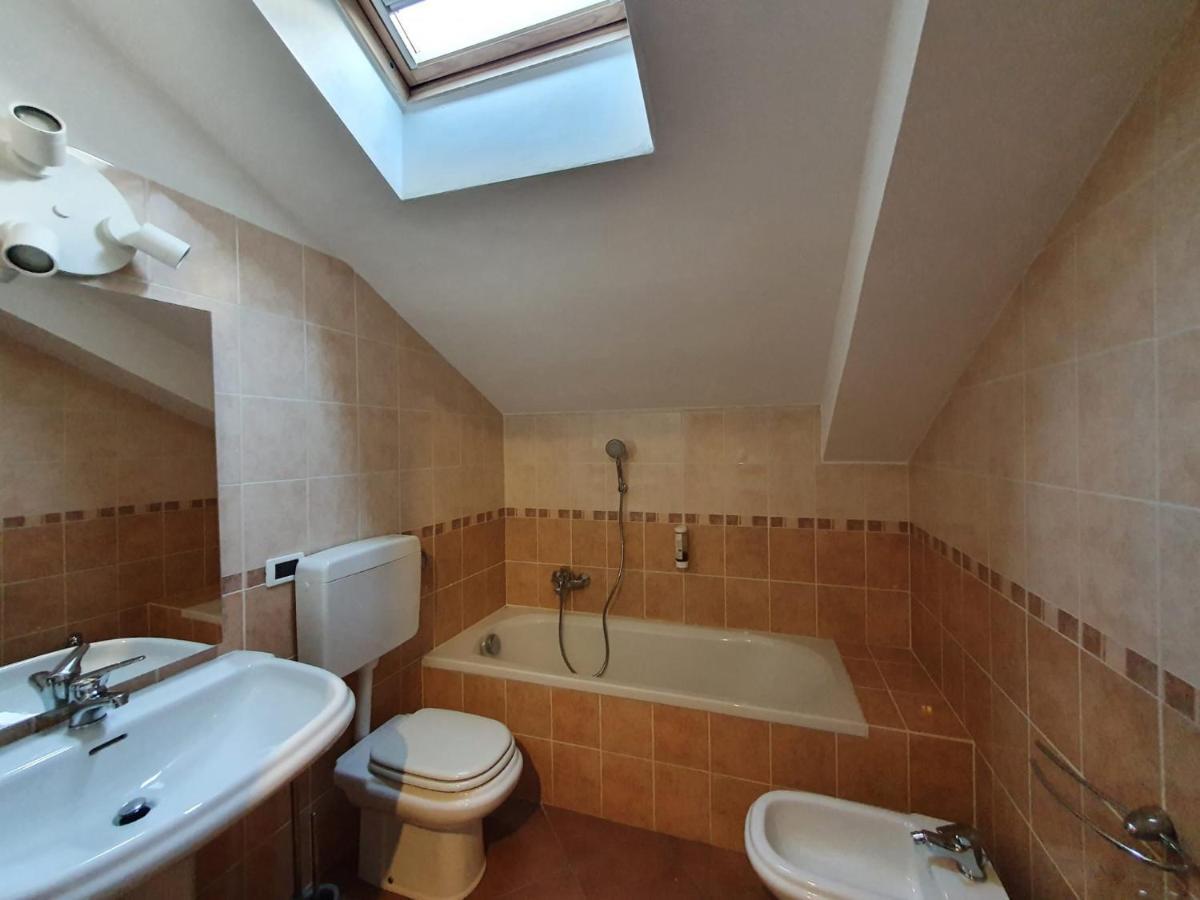 Hh Hermoso Housing Serravalle Serravalle Scrivia Luaran gambar